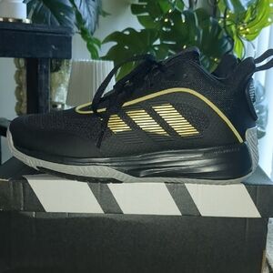 Adidas Men's Black and Gold Sneakers